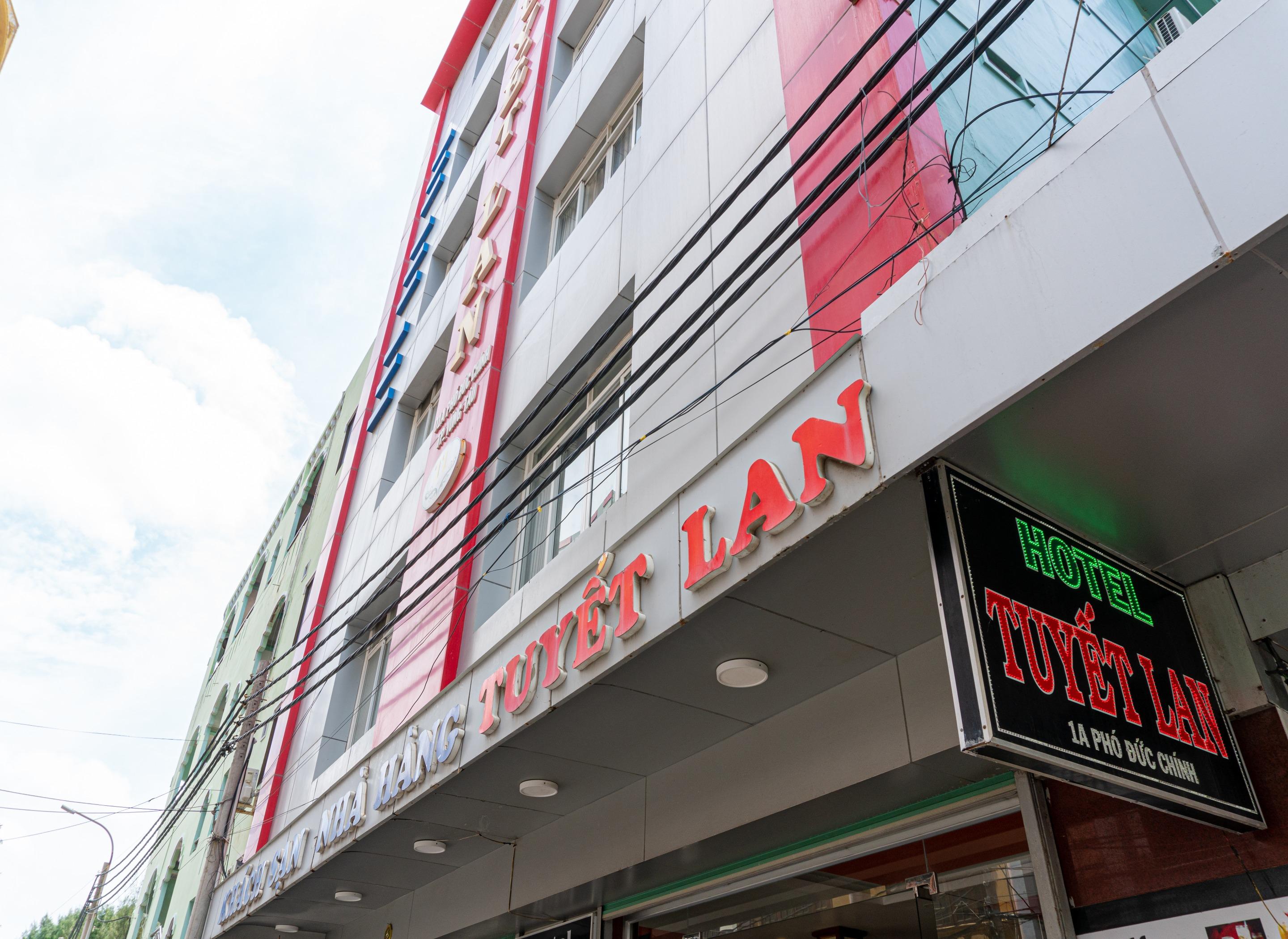 Tuyet Lan Hotel فونج تاو المظهر الخارجي الصورة
